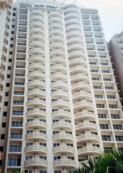 ریورفرانت رزیدنس