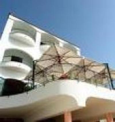 بست وسترن هتل لا کنچیگلیا