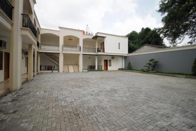 ردورز نیر مرکو بوانا ونیورسیتی