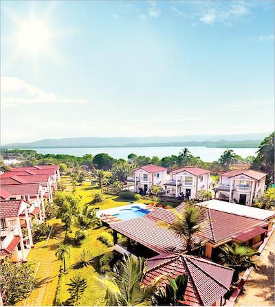 اسپان سوئیتز اند ویلاز