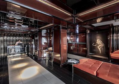 ببک هتل بای استی کالکشن آدولتز آنلی