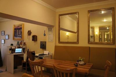 باربا رزا رزیدنس