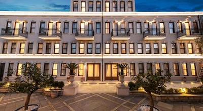 1890 سوییت هتل