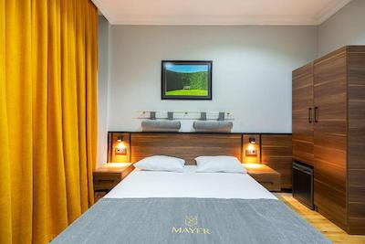 مایر سلکت هتل