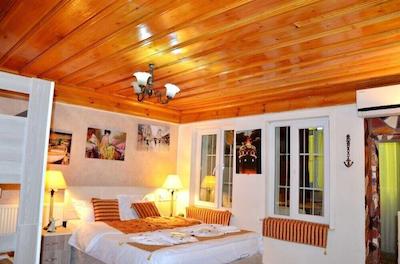 میلا بوتیک هتل