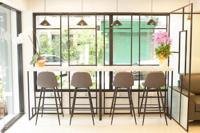 له بنور پوشتل