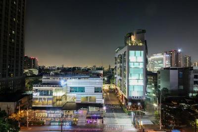 سیویک هوریزنتال هتل