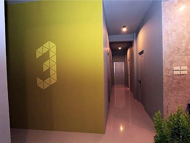اوری بادی بانکوک هاستل