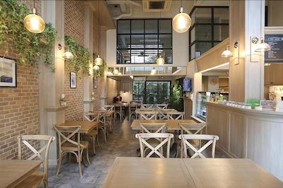 مالی ات وونگ ساوانگ بوتیک هتل