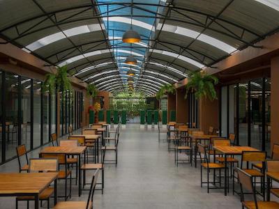 آچپتر هتل سوارنابومی