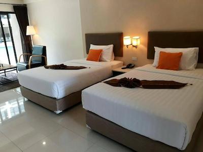 سامر تری هتل