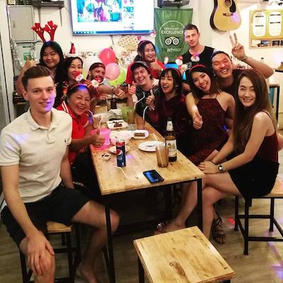 وارم وایت هاستل