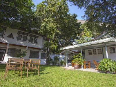 د بانکوکیانز گاردن هوم