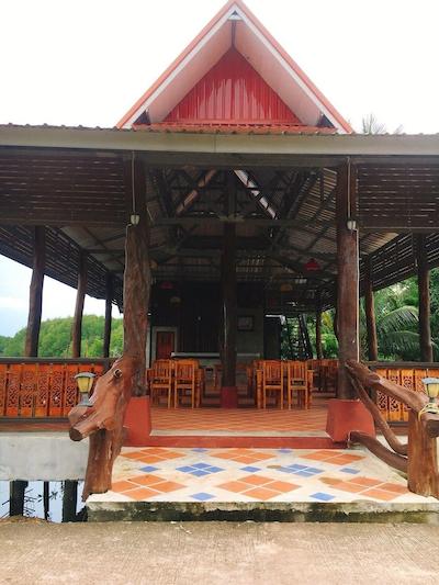 بوسارین منشن