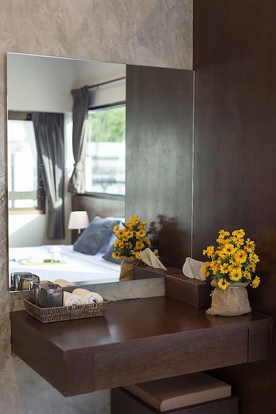 گرین لیف هاستل