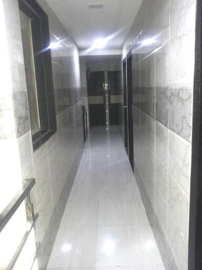 هتل هالیدی این