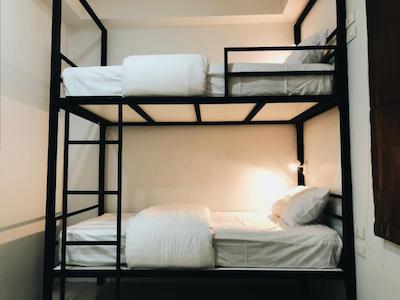 تال تری پوشتل