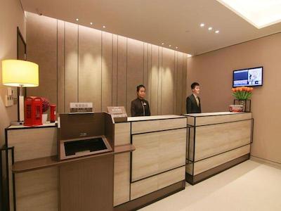 هومینپلاس شانگهای ژانگجیانگ پارک