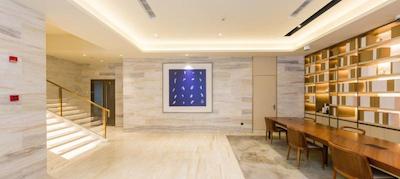 جی هتل شانگهای هوئایهای رود