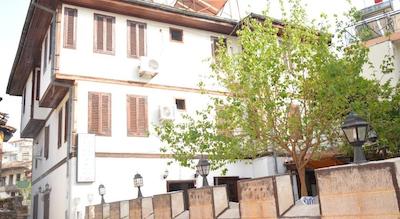 وایت سیتی پنسیون