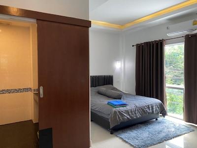 او وای او 1150 ساواسدی اورنج پوکت گست هاوس