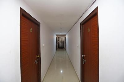 اویو 1405 هتل مجستیک اینترنشنال