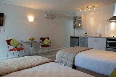 باکت تری لاج