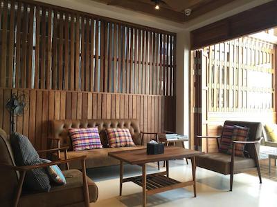 ویت ای ویوو هتل چیانگ خان