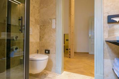 Dependance Golden Crown