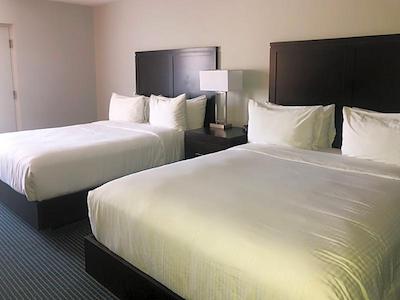 Days Inn by Wyndham Sarnia Harbourfront