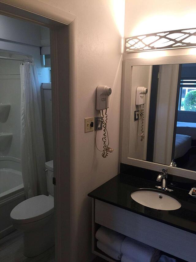 Dannys Hotel Suites SureStay Collection by BW