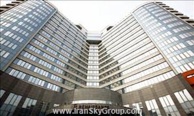 رنسانس مسکو مونارک سنتر