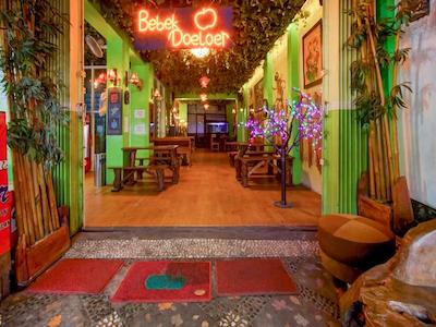 Oyo 3103 Opo Homestay & Kost