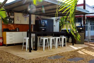 DOWN UNDER HOSTELS ON HARRIET