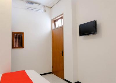 OYO 1376 Kina Family Residence