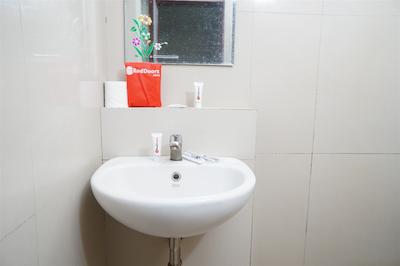 RedDoorz near Gedung Sate 2