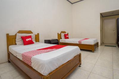 OYO 1989 Hotel Pelangi Harapan