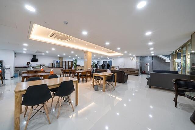 MAYONE HOTEL