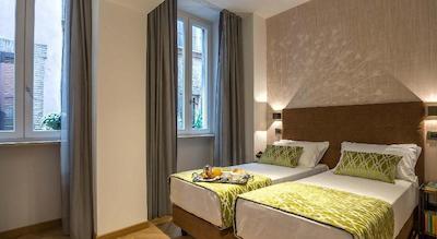 Navona Essence Hotel