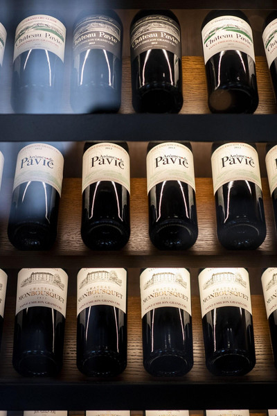 Ha Tel De Pavie