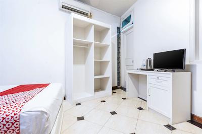 Oyo 1452 Hotel Utari