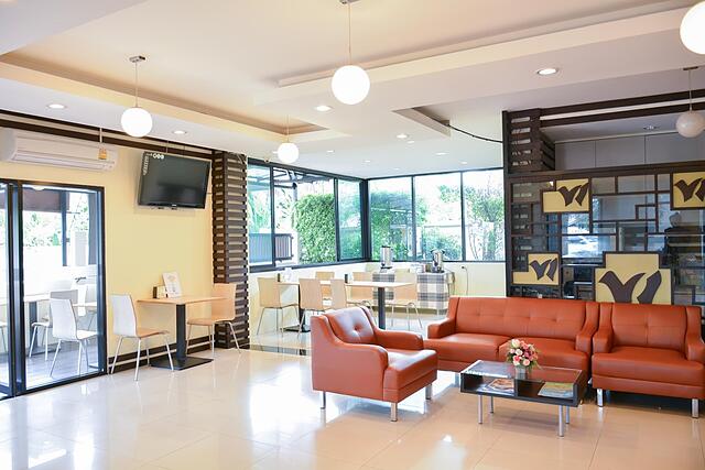 BAAN PHOR PHAN HOTEL