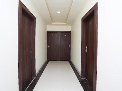 OYO 24707 COMFORT INN