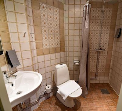 Park Hotel Linka Pings Fawlty Towers