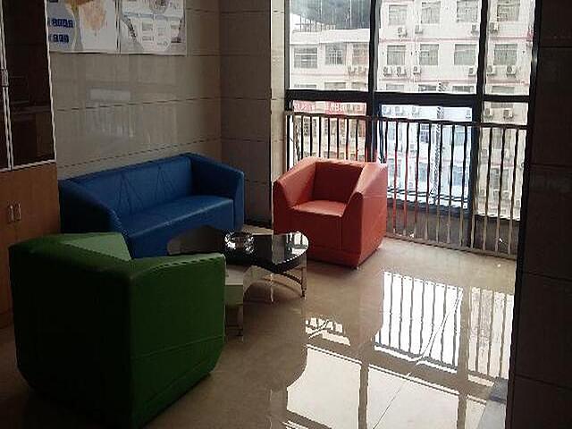 7 DAYS INN YONGZHOU LENGSHUITAN SHUNDE MOER BUBUGA