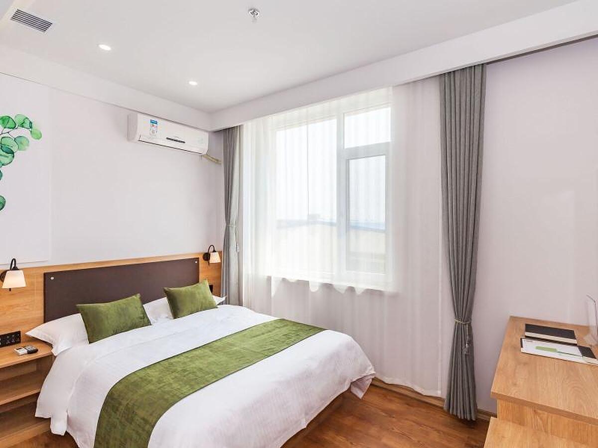 Greentree INN Dalian Airport NEW District Xinzhaiz