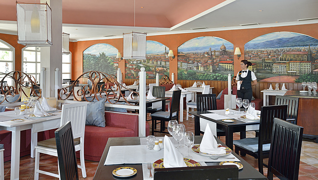 Royal Service Paradisus Princesa del Mar Resort
