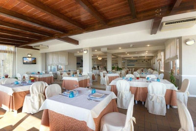 Hotel Le Cave
