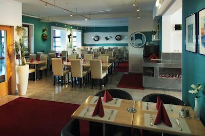 هتل کویک بورن