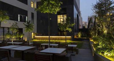 اسمالویل هتل